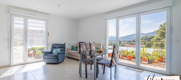 Apartamento de 2 dormitorios en Cannes, France No. 299792 3