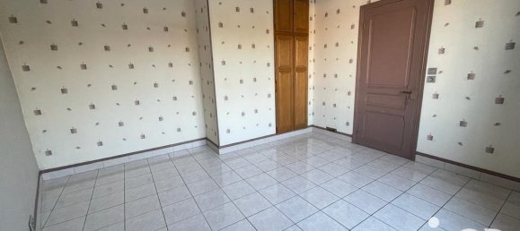 4 Schlafzimmer Haus in Chateau-Thierry, France, Nr. 83453 10