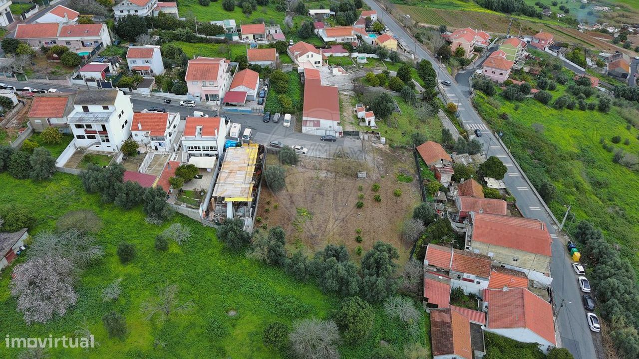 1732m² Land in Loures, Portugal No. 104159