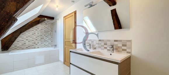 Casa de 3 dormitorios en Senlis, France No. 76840 10