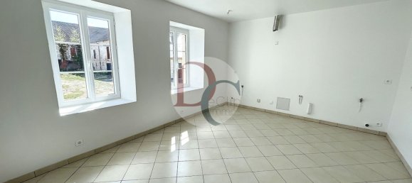 Casa de 3 dormitorios en Senlis, France No. 76840 8