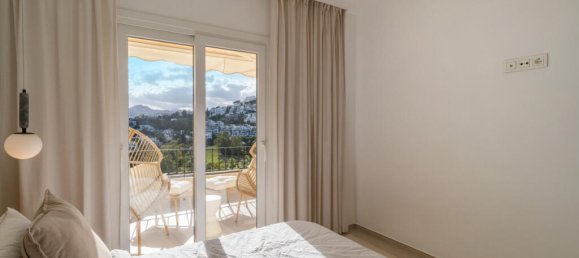 3 bedrooms Penthouse in La Quinta, Spain No. 176215 24