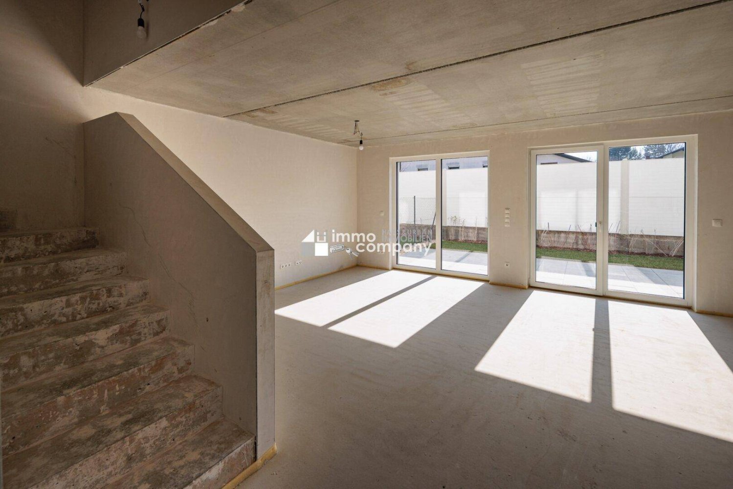 Adosado de 4 habitaciónes en Drosing, Austria No. 28456