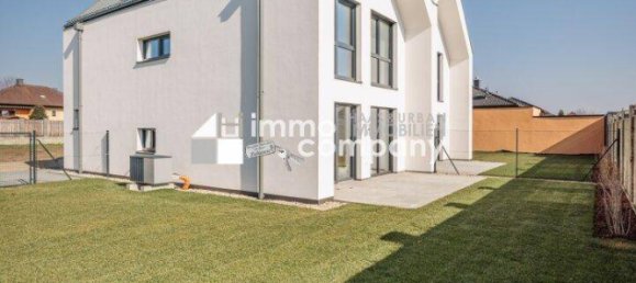 Adosado de 4 habitaciónes en Drosing, Austria No. 28456 8