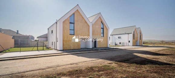 Adosado de 4 habitaciónes en Drosing, Austria No. 28456 5