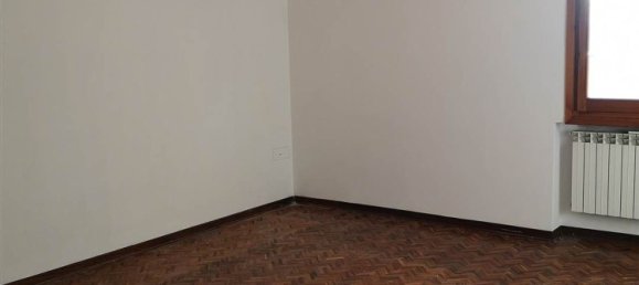 4-salle Appartement à San Giovanni Valdarno, Italy No. 223331 29