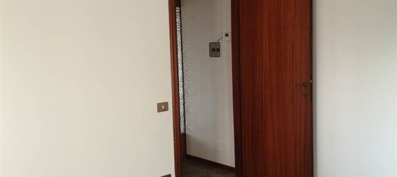 4-salle Appartement à San Giovanni Valdarno, Italy No. 223331 41