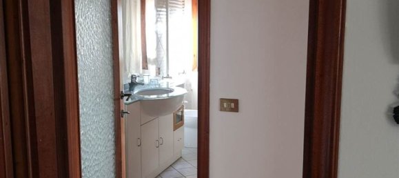 4-salle Appartement à San Giovanni Valdarno, Italy No. 223331 28