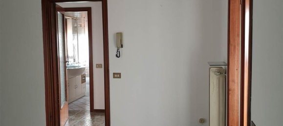 4-salle Appartement à San Giovanni Valdarno, Italy No. 223331 17