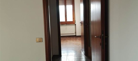 4-salle Appartement à San Giovanni Valdarno, Italy No. 223331 43