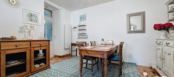 3 bedrooms House in Bazouges-la-Perouse, France No. 275364 4