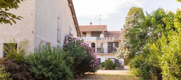 6 Schlafzimmer Haus in Oleggio, Italy, Nr. 336218 7