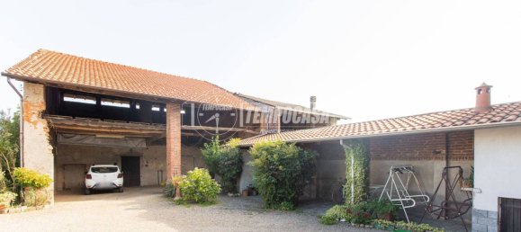 6 Schlafzimmer Haus in Oleggio, Italy, Nr. 336218 4