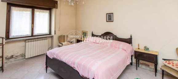 6 Schlafzimmer Haus in Oleggio, Italy, Nr. 336218 37