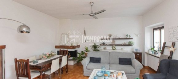 6 Schlafzimmer Haus in Oleggio, Italy, Nr. 336218 15