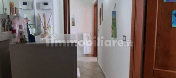 2 Schlafzimmer Wohnung in Bari, Italy, Nr. 305866 13