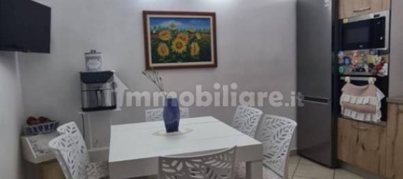 2 Schlafzimmer Wohnung in Bari, Italy, Nr. 305866 6