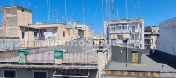 2 Schlafzimmer Wohnung in Bari, Italy, Nr. 305866 18