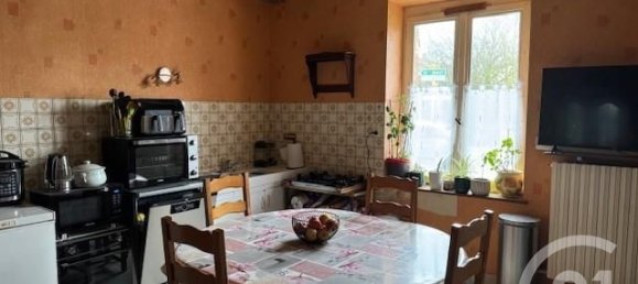 3 bedrooms House in Woel, France No. 57009 13