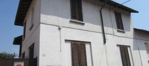 Квартира с 2 комнатами в Аббиатеграссо, Италия № 2543 2