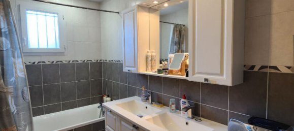 3 bedrooms House in Messas, France No. 50005 8