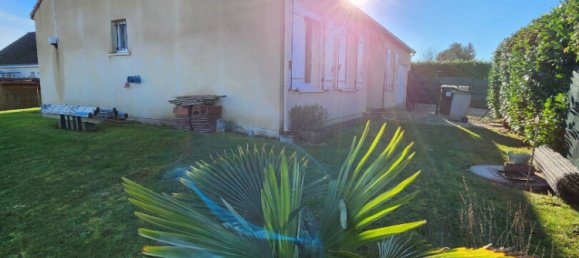 3 bedrooms House in Messas, France No. 50005 11