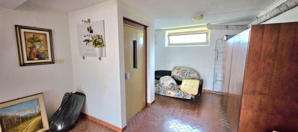 7 rooms Villa in Montignoso, Italy No. 48867 26