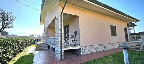 7 rooms Villa in Montignoso, Italy No. 48867 4