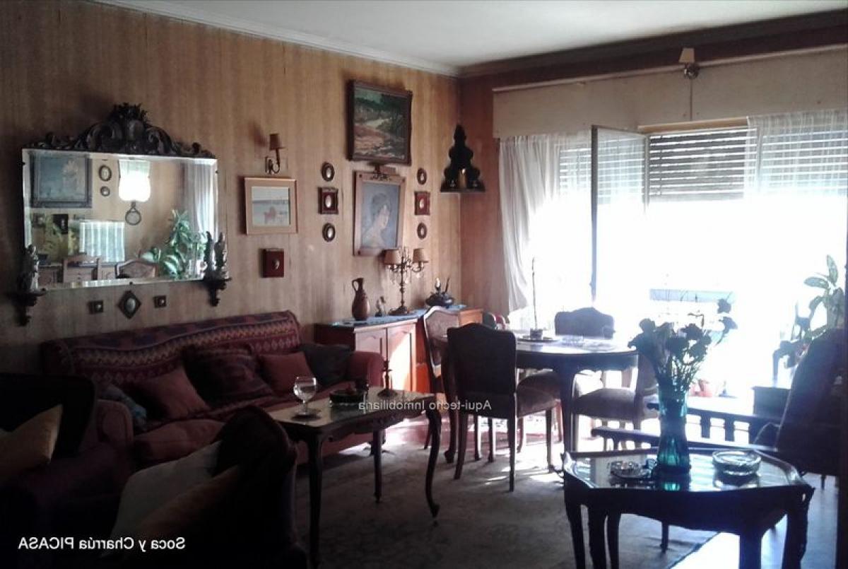 3 bedrooms Apartment in Montevideo, Uruguay No. 9463