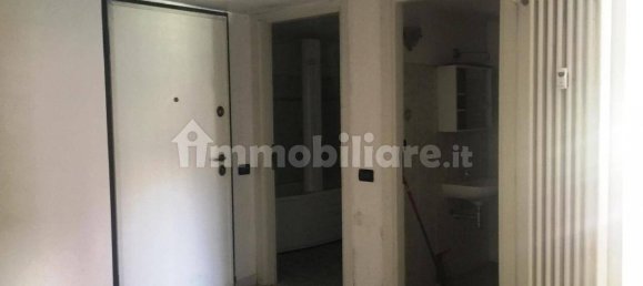 Bureau à Pavia, Italy 87m² No. 107078 5