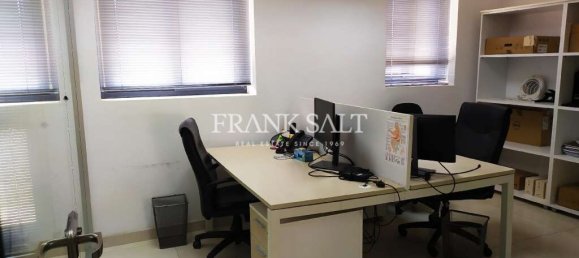 125m² Office in Swatar, Malta No. 12337 3
