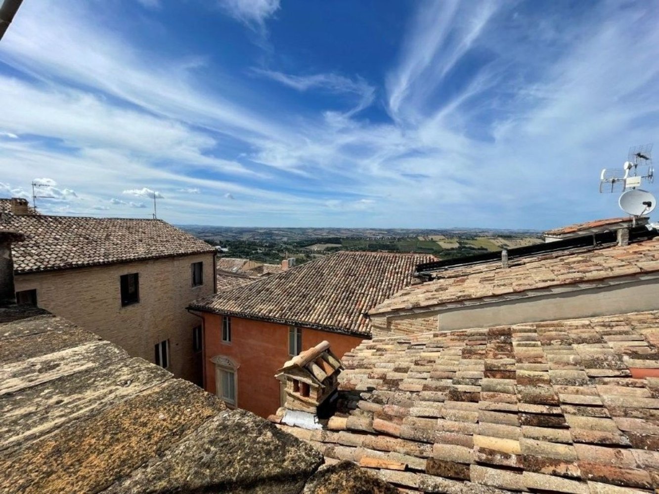 4غرفة شقة في Macerata, Italy رقم 307588