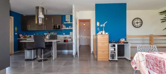 4 Schlafzimmer Villa in Isere, France, Nr. 240262 2