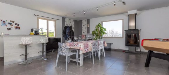 4 Schlafzimmer Villa in Isere, France, Nr. 240262 4