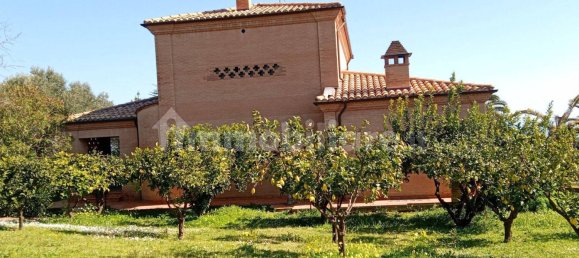 2 chambres Maison à Roseto degli Abruzzi, Italy No. 252172 7