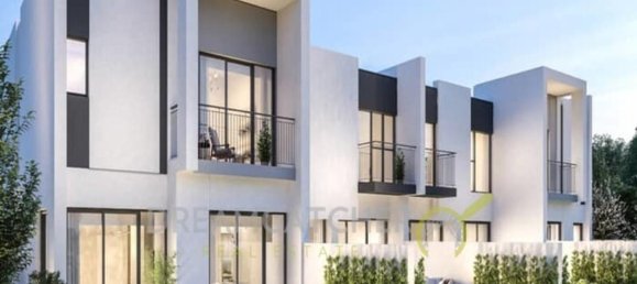 4 Schlafzimmer Villa in Dubai Land, UAE, Nr. 1499 3