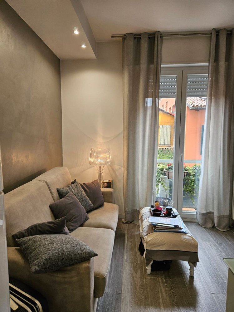 2 bedrooms Apartment in Bologna, Italy No. 347494