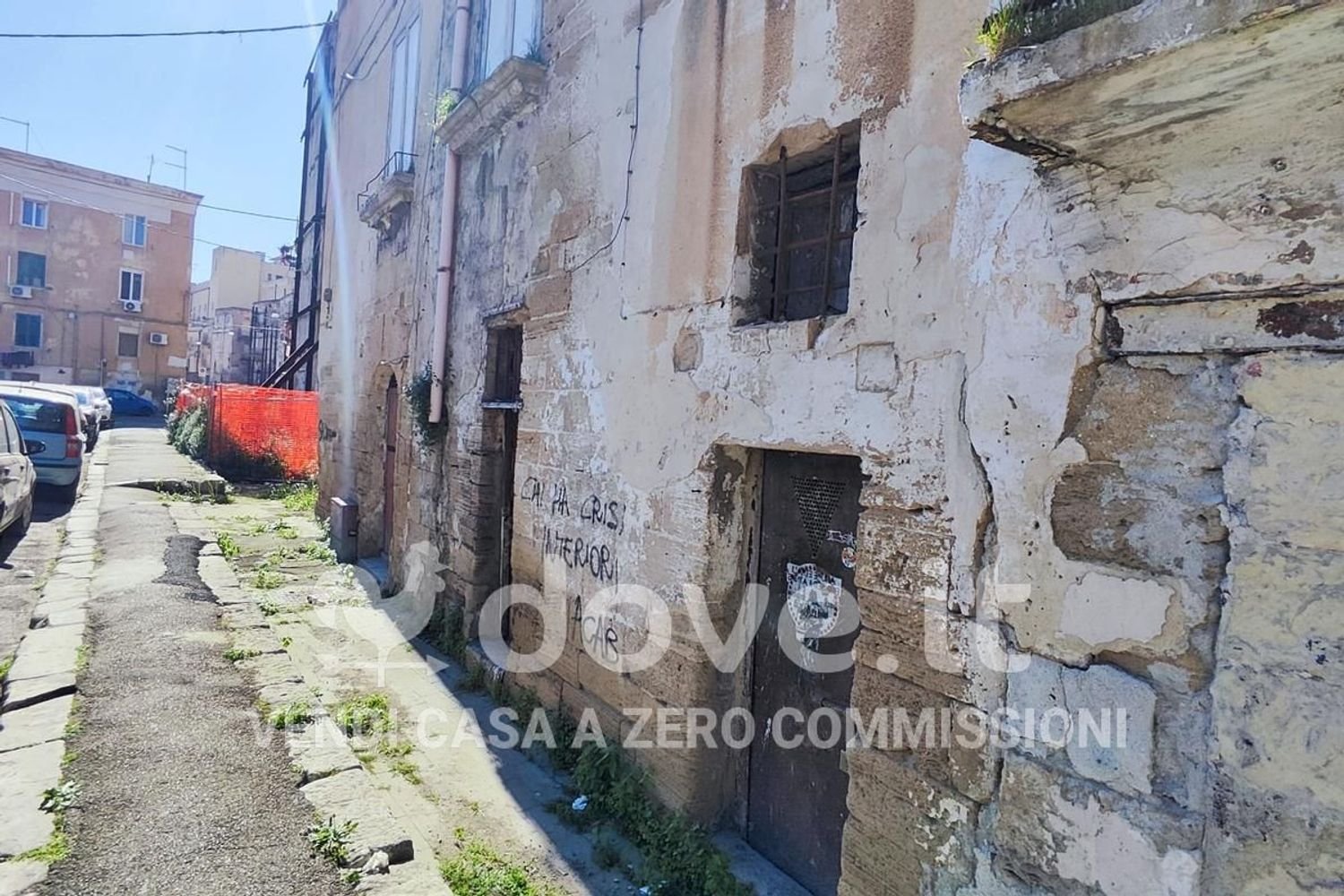 Здание 200м² в Таранто, Италия № 93614