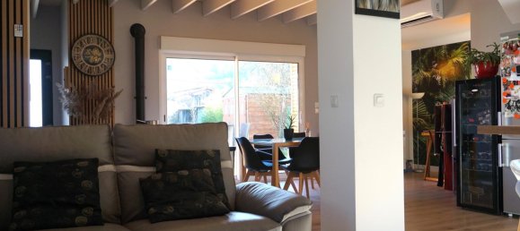 2 bedrooms House in Ougney-Douvot, France No. 201161 15