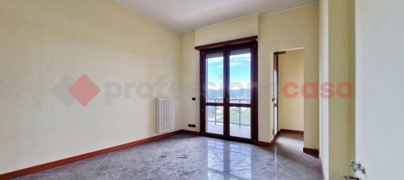 3 rooms Apartment in L'Aquila, Italy No. 167996 7