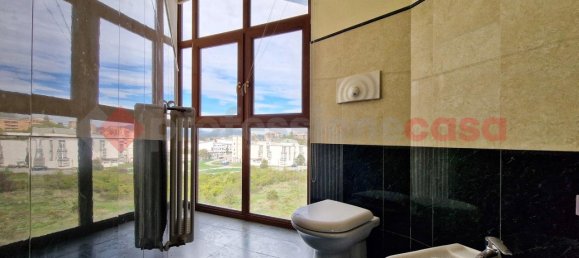 3 rooms Apartment in L'Aquila, Italy No. 167996 23