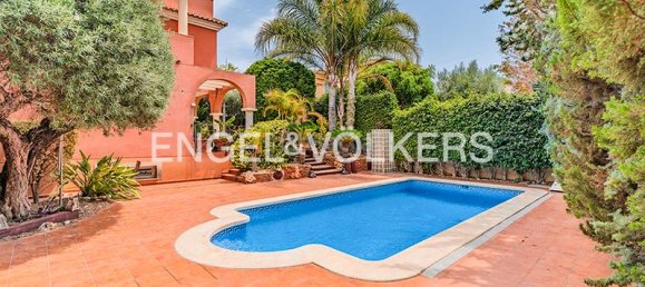 4 bedrooms House in Alicante, Spain No. 139824 2