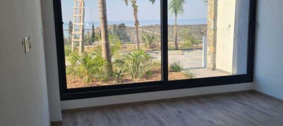 6 bedrooms Villa in Parekklisia, Cyprus No. 18969 14