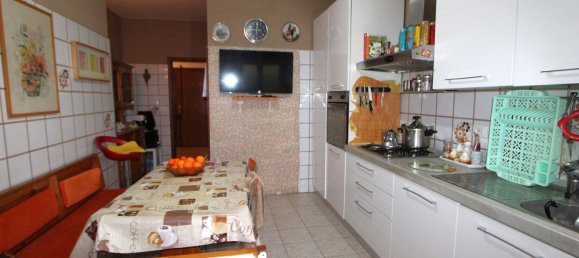 Apartamento de 7 habitaciónes en Valsamoggia, Italy No. 144530 10