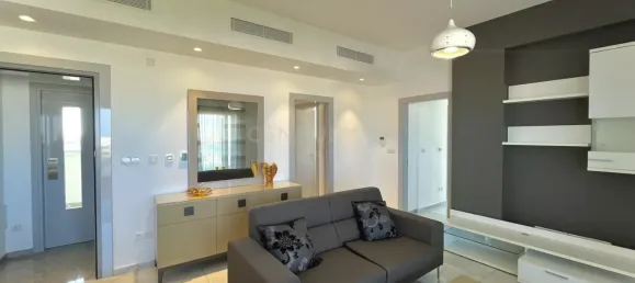 3 bedrooms Penthouse in Mesa Geitonia, Cyprus No. 1420 7