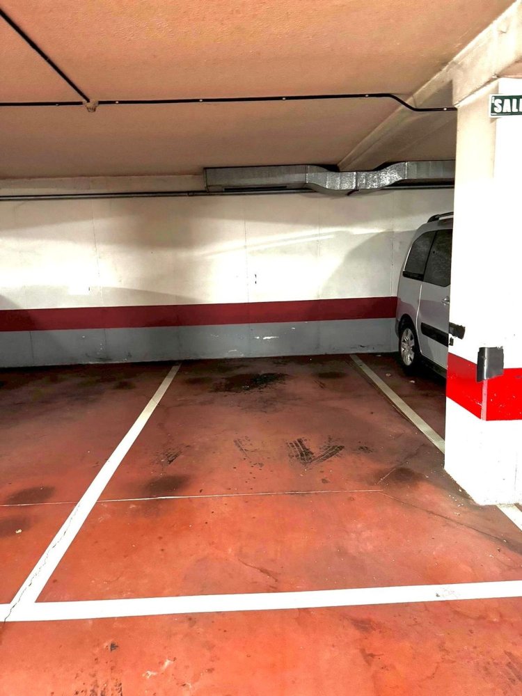 Garagem em Chartered Community of Navarre, Spain N.º 195291