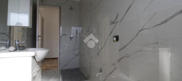 2غرفة شقة في Cerro Maggiore, Italy رقم 61327 2