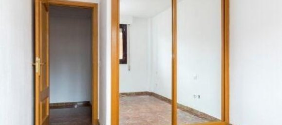 1 bedroom Apartment in Zaragoza, Spain No. 169327 10
