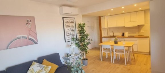 Apartamento de 2 dormitorios en Torrevieja, Spain No. 97657 2