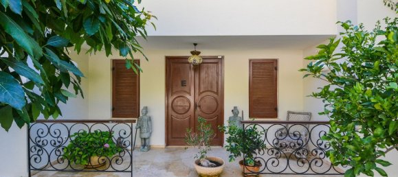 Villa 5+2 in Bektas, Turkey, Nr. 17505 3